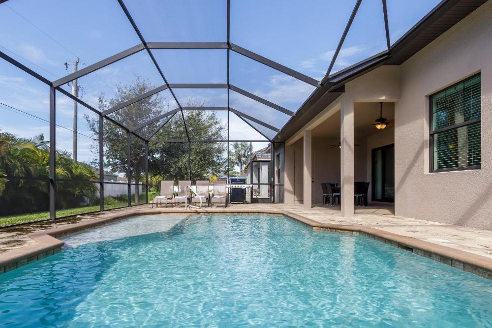 New Vacation Home with Private Heated pool! - Villa Cordia - Roelens Vacations